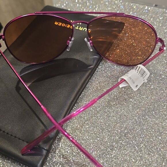 Kurt Geiger London Shoreditch Aviator Sunglasses - Picture 10 of 10